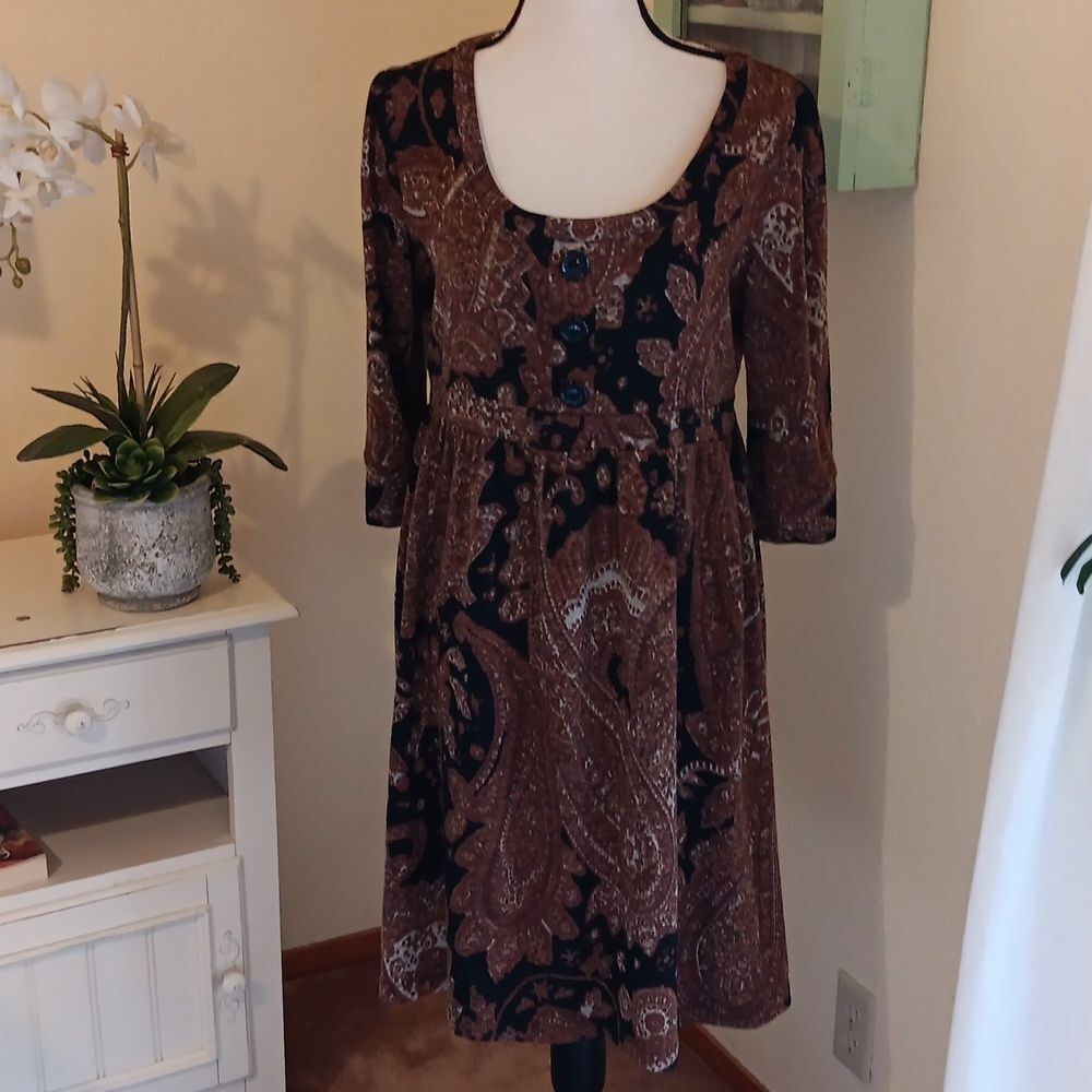 AB Studio Cozy Knit Paisley Dress. Fall/Winter. Empire.